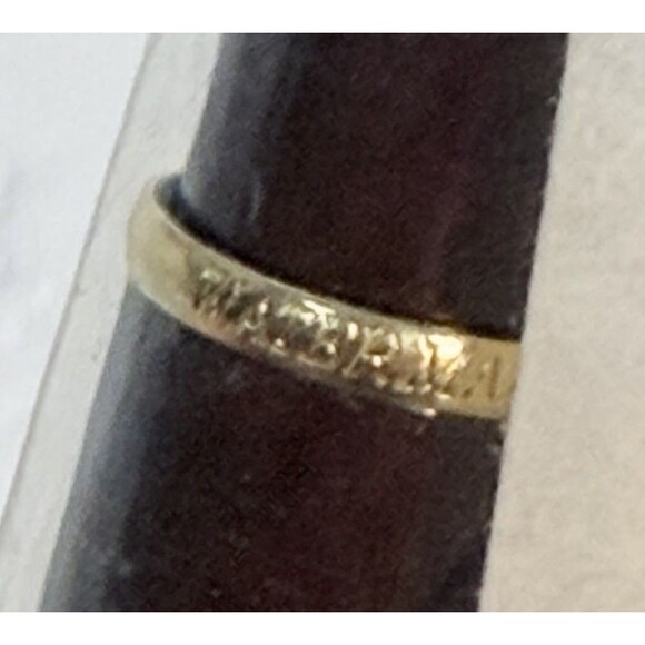 Waterman Matte Burgundy Twist Ball Point Pen - Picture 7 of 16